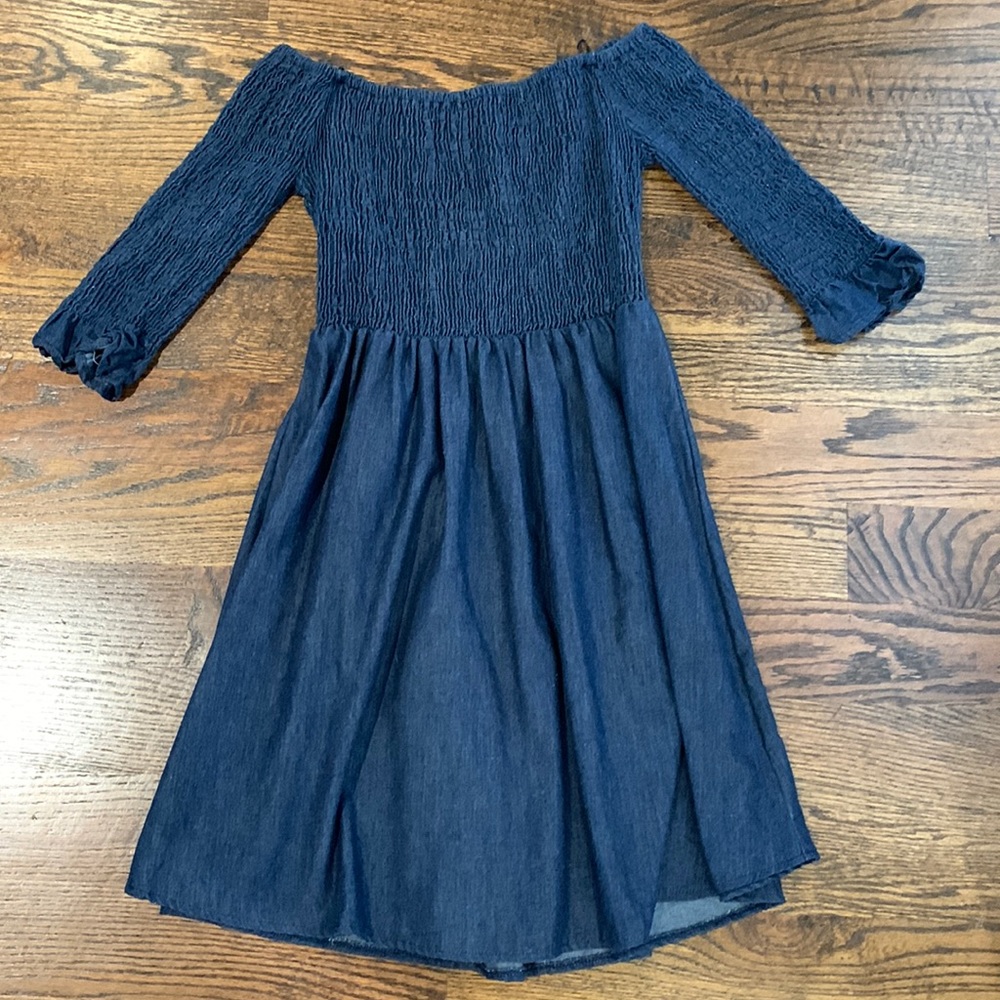 Maeve size small p Off the Shoulder Denim Dress